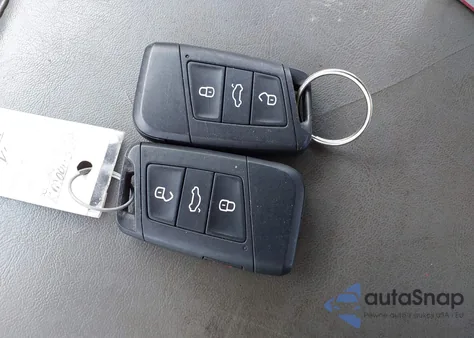 2019 Volkswagen Jetta 1.4T R-Line/1.4T S/1.4T Se from USA, damaged, VIN 3VWC57BU1KM006538